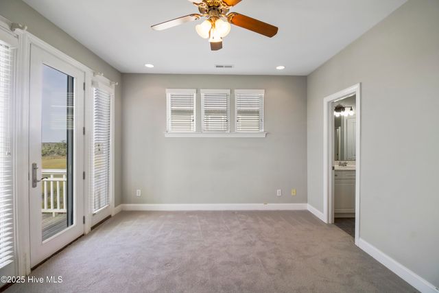 107 Egret Landing Court A, Holly Ridge, NC 28445