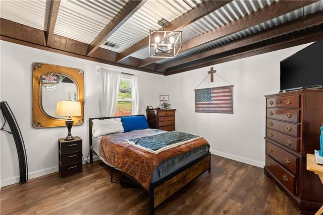 181 Forest Avenue, Toccoa, GA 30577