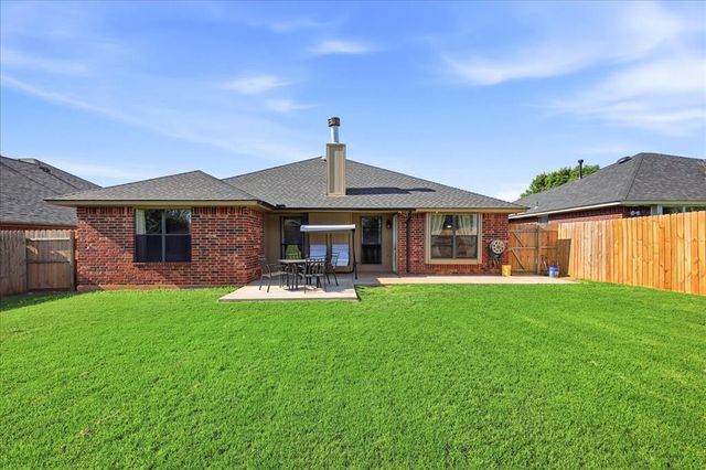 115 Tecumseh Ridge Road, Norman, OK 73069