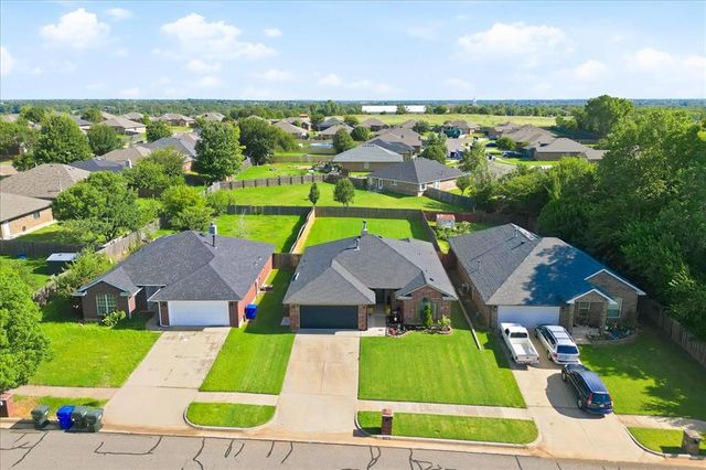 115 Tecumseh Ridge Road, Norman, OK 73069