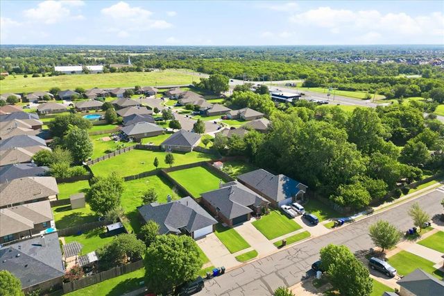 115 Tecumseh Ridge Road, Norman, OK 73069