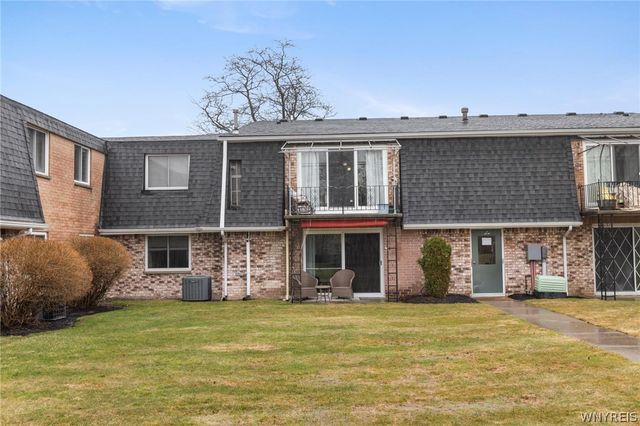 70 Foxberry Drive A, Amherst, NY 14068