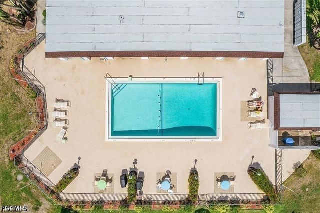 2828 Jackson ST C7, Fort Myers, FL 33901