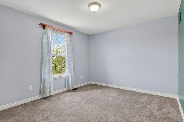 816 King Fisher Street, Milan, MI 48160