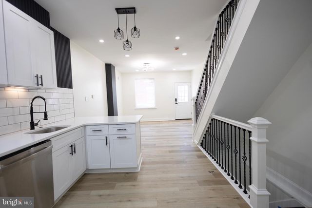 2927 N RINGGOLD ST, Philadelphia, PA 19132