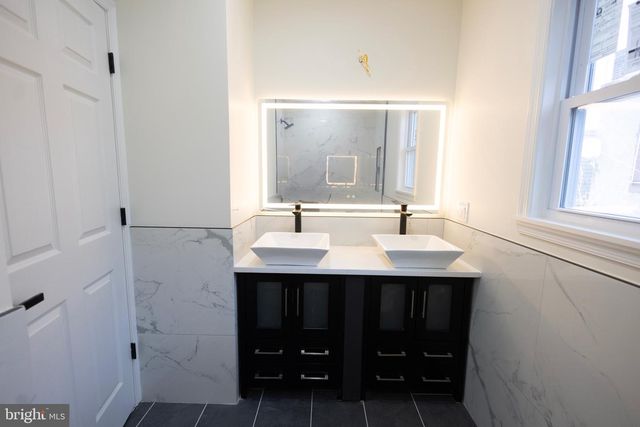 2927 N RINGGOLD ST, Philadelphia, PA 19132