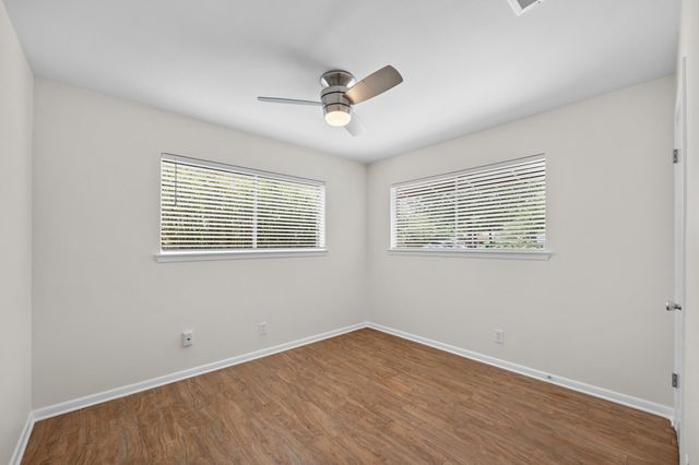 8600 Hathaway DR, Austin, TX 78757