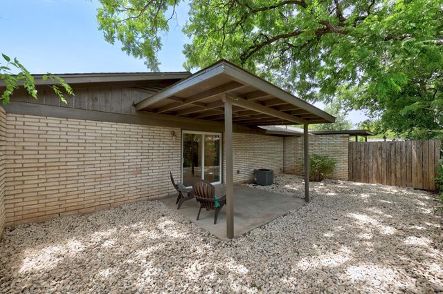 8600 Hathaway DR, Austin, TX 78757