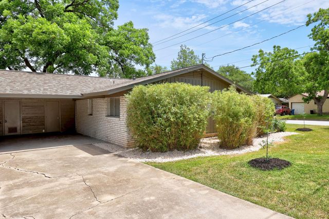 8600 Hathaway DR, Austin, TX 78757