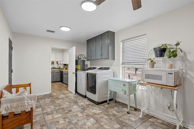 107 Woody Ray Drive, Elm Mott, TX 76640