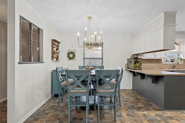 107 Woody Ray Drive, Elm Mott, TX 76640