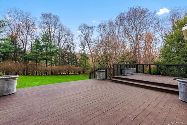 78 Old Church Lane, Pound Ridge, NY 10576