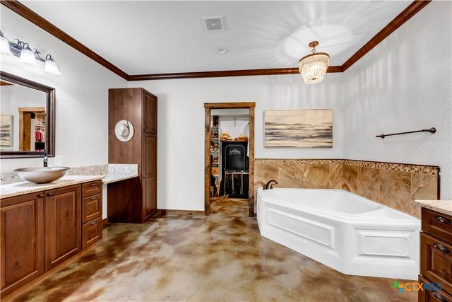 5971 County Road 208, Lampasas, TX 76550