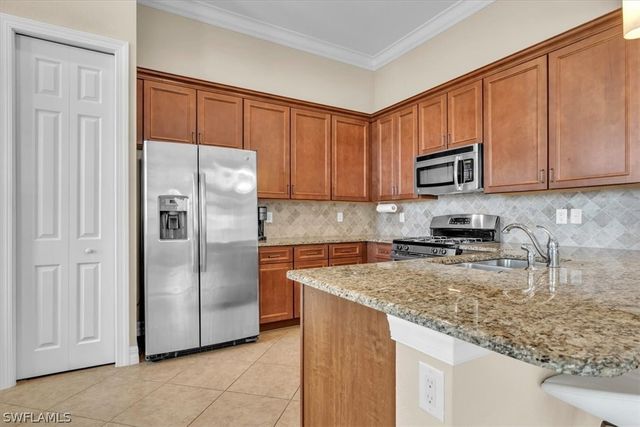 12617 Fairway Cove CT, Fort Myers, FL 33905