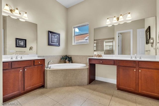 12617 Fairway Cove CT, Fort Myers, FL 33905