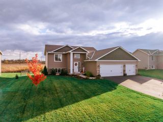 1612 10th Street NE, Buffalo, MN 55313