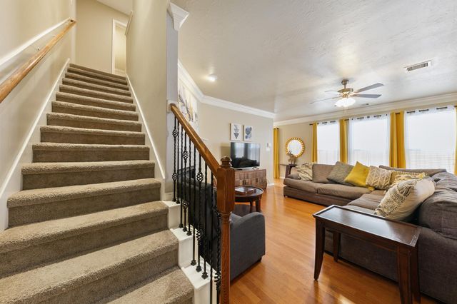 6222 Skyline Drive Drive 8, Houston, TX 77057