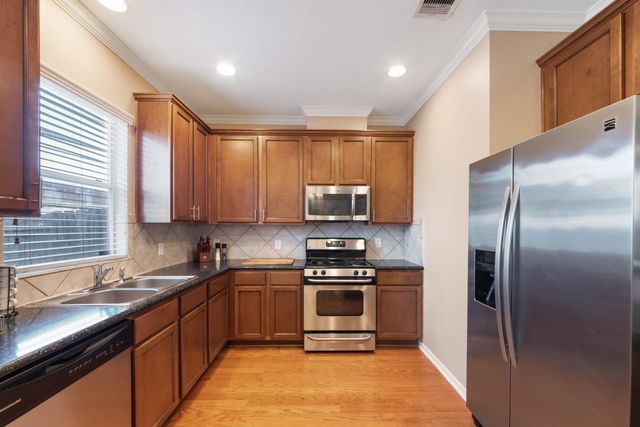 6222 Skyline Drive Drive 8, Houston, TX 77057