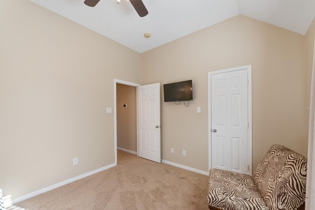 6222 Skyline Drive Drive 8, Houston, TX 77057