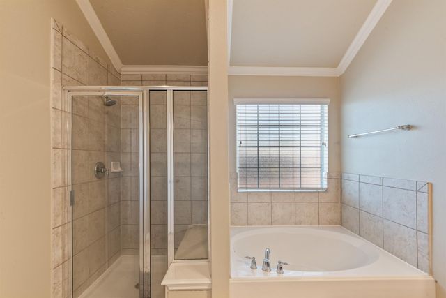 6222 Skyline Drive Drive 8, Houston, TX 77057