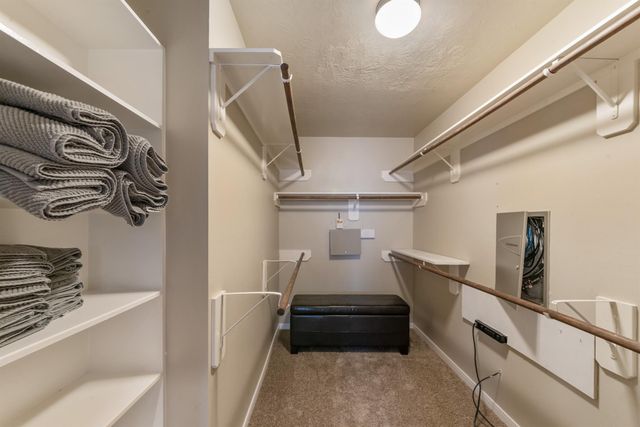 6222 Skyline Drive Drive 8, Houston, TX 77057