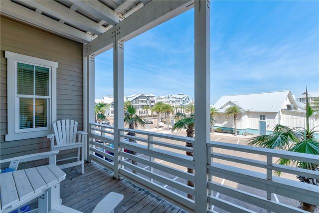 160 Social 2-203, Port Aransas, TX 78373