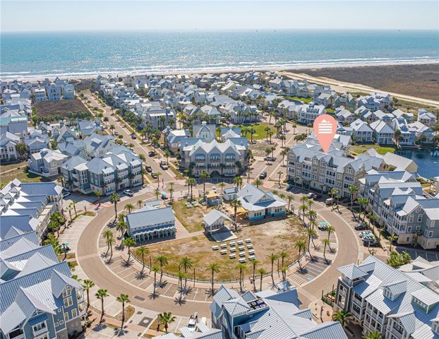 160 Social 2-203, Port Aransas, TX 78373