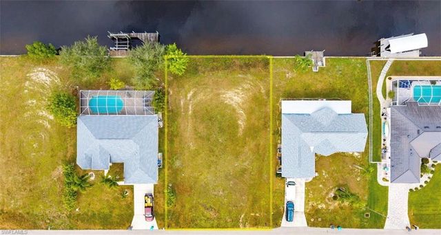 1215 SE 16th ST, Cape Coral, FL 33990