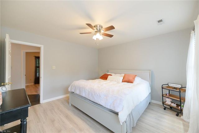1805 Clearwater CT, Newport News, VA 23602