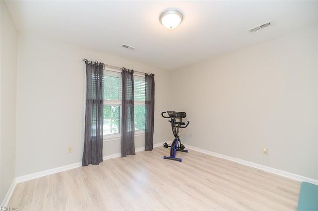 1805 Clearwater CT, Newport News, VA 23602
