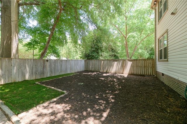 1805 Clearwater CT, Newport News, VA 23602
