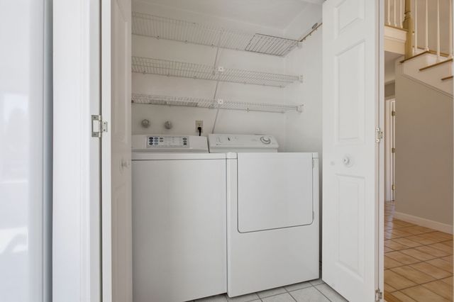 33 Mid Iron Dr 33, North Reading, MA 01864