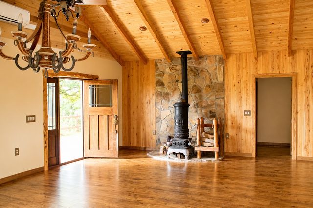 222 Oaks Rd, Ethridge, TN 38456