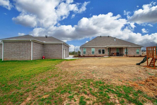 10664 Gunter Loop, Benton, AR 72019