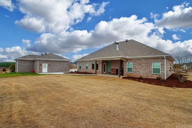 10664 Gunter Loop, Benton, AR 72019