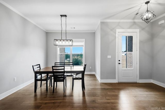 10664 Gunter Loop, Benton, AR 72019