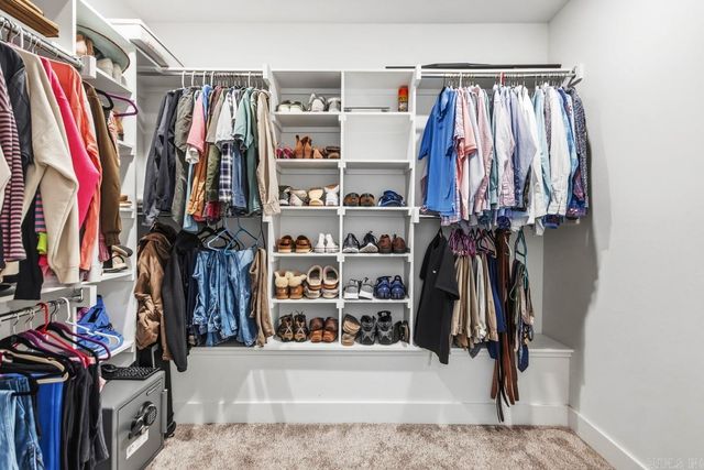 10664 Gunter Loop, Benton, AR 72019