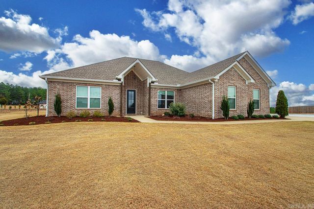 10664 Gunter Loop, Benton, AR 72019