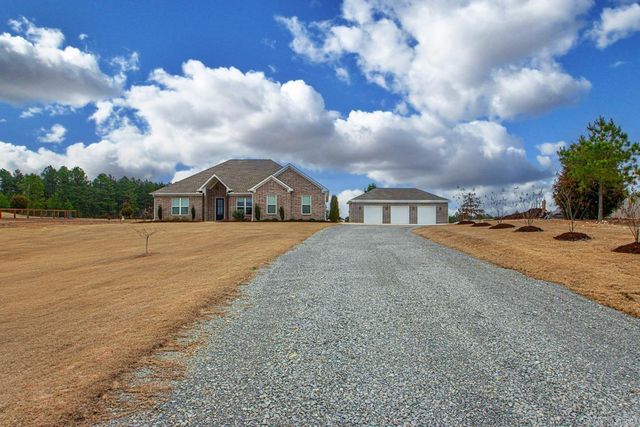 10664 Gunter Loop, Benton, AR 72019