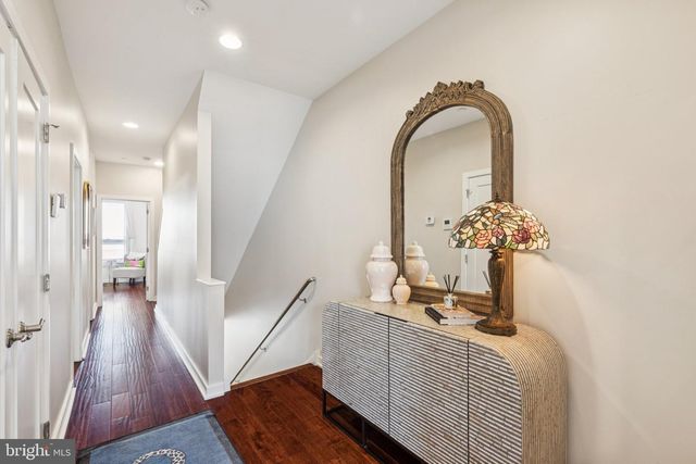 922 N MARSHALL ST, Philadelphia, PA 19123