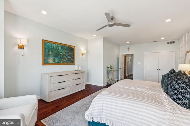 922 N MARSHALL ST, Philadelphia, PA 19123