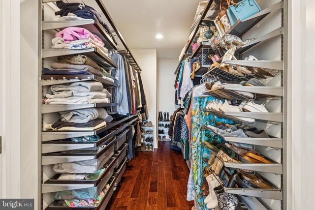 922 N MARSHALL ST, Philadelphia, PA 19123