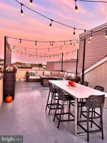 922 N MARSHALL ST, Philadelphia, PA 19123