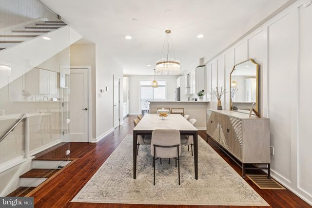 922 N MARSHALL ST, Philadelphia, PA 19123