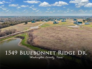 1549 Bluebonnet Ridge Drive, Chappell Hill, TX 77426