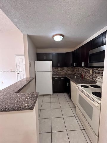15630 SW 80th St I-305, Miami, FL 33193