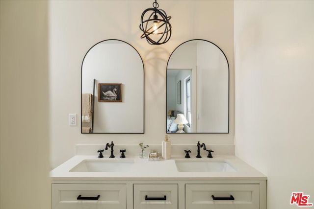 3448 Ferncroft Road, Los Angeles, CA 90039