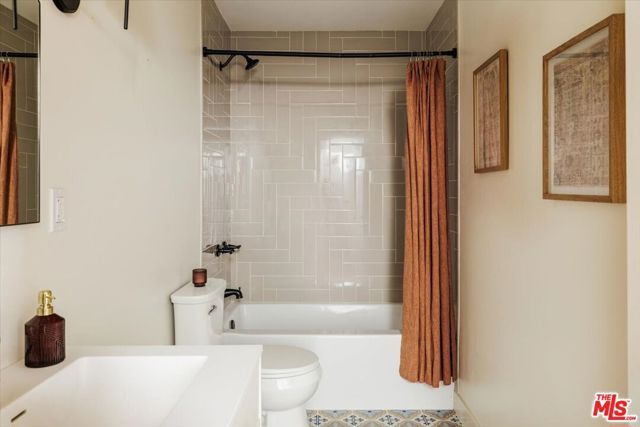 3448 Ferncroft Road, Los Angeles, CA 90039