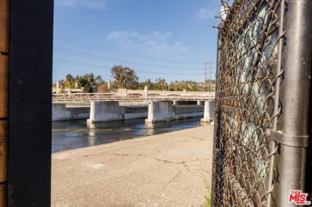 3448 Ferncroft Road, Los Angeles, CA 90039