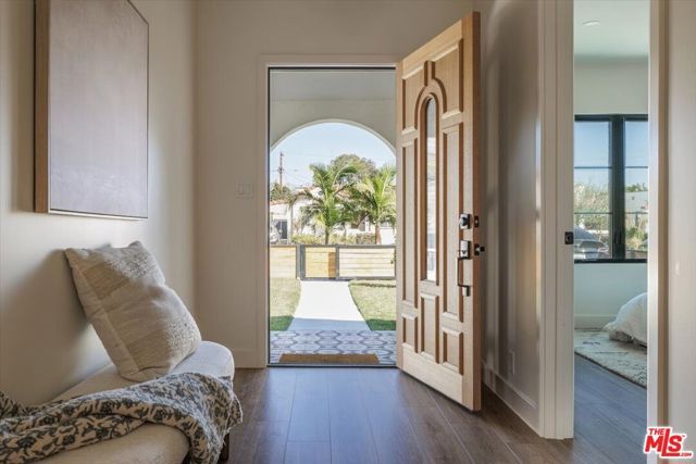 3448 Ferncroft Road, Los Angeles, CA 90039